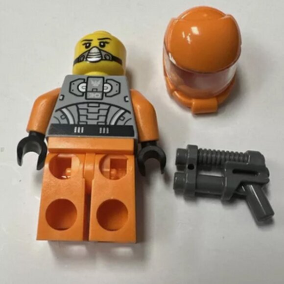 LEGO Galaxy Squad Ashlee Starstrider minifig Rare - Picture 2 of 2